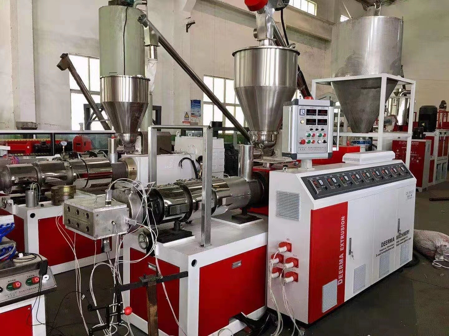 quality Plastic Extrusion Machine factory