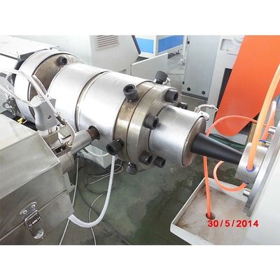 SJ65/30 PPR Pipe Extruder 80kg/H - 120kg/H Plastic Pipe Manufacturing Machine